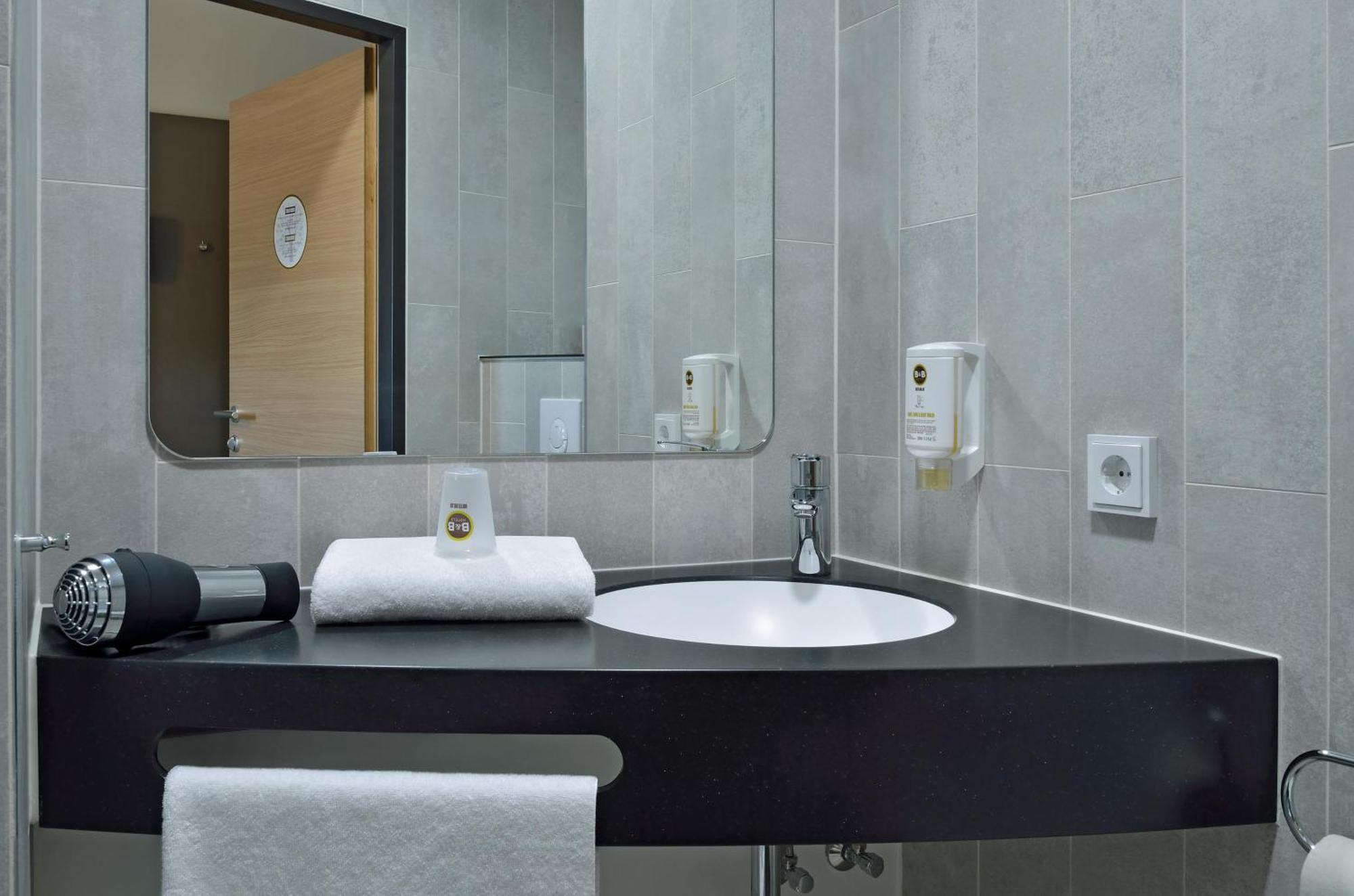 B&B Hotel Dresden City-Sued Εξωτερικό φωτογραφία